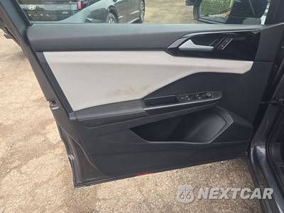 2025 Volkswagen Taos S - zdjęcie 9 z 17 - miniatura