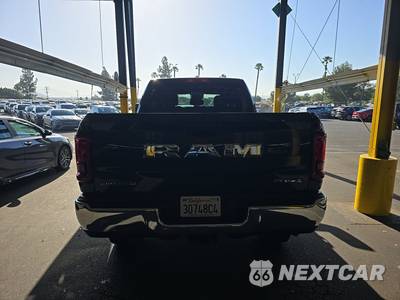 2026 Ram 2500 Big Horn Crew Cab Medium Bed - zdjęcie 5 z 30 - miniatura