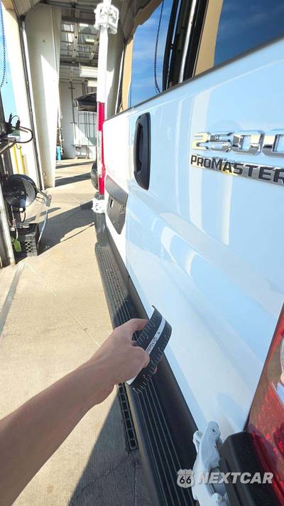 2025 Ram ProMaster 2500 Cargo Van Tradesman w/Passenger Seat Low Roof 136.0" WB - zdjęcie 26 z 35 - miniatura
