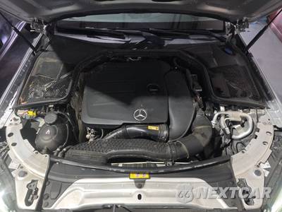 2020 Mercedes-Benz C 300 Sedan - zdjęcie 15 z 18 - miniatura
