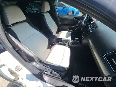 2017 Volkswagen Jetta Sport - zdjęcie 8 z 41 - miniatura