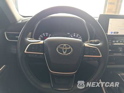 2023 Toyota Highlander XLE - zdjęcie 10 z 36 - miniatura