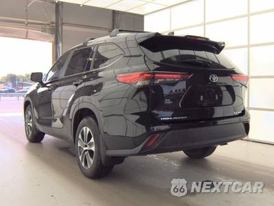 2023 Toyota Highlander XLE - zdjęcie 6 z 36 - miniatura