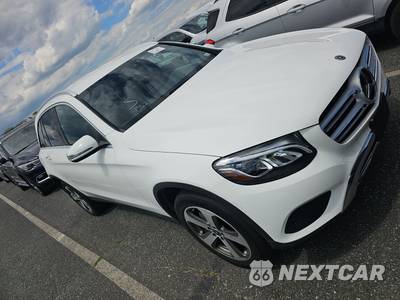 2017 Mercedes-Benz GLC 300 4MATIC - zdjęcie 3 z 35 - miniatura