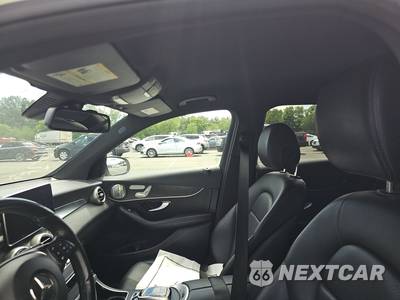 2017 Mercedes-Benz GLC 300 4MATIC - zdjęcie 18 z 35 - miniatura