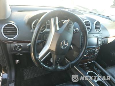 2009 Mercedes-Benz ML 63 AMG - zdjęcie 15 z 52 - miniatura