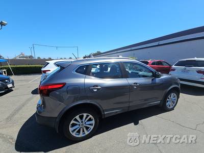 2019 Nissan Rogue Sport SV - zdjęcie 4 z 31 - miniatura