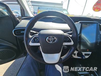 2017 Toyota Prius Prime Advanced - zdjęcie 10 z 27 - miniatura