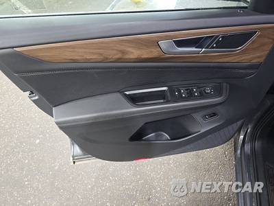 2025 Volkswagen Atlas 2.0T SE w/Technology - zdjęcie 9 z 27 - miniatura