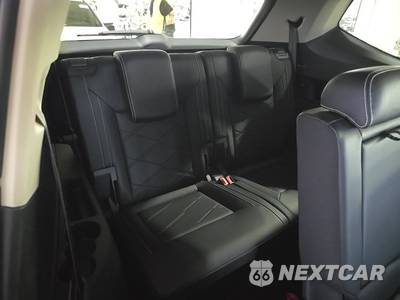 2025 Volkswagen Atlas 2.0T SE w/Technology - zdjęcie 14 z 27 - miniatura