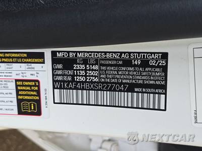 2025 Mercedes-Benz C 300 4MATIC - zdjęcie 14 z 34 - miniatura