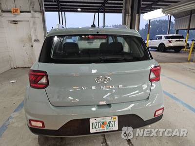 2025 Hyundai Venue SEL - zdjęcie 5 z 22 - miniatura