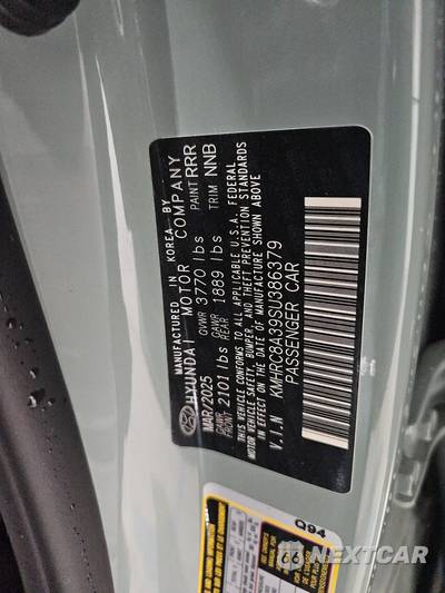 2025 Hyundai Venue SEL - zdjęcie 14 z 22 - miniatura