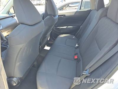 2024 Toyota Corolla Cross LE - zdjęcie 13 z 26 - miniatura