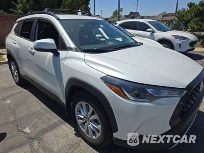 2024 Toyota Corolla Cross LE - zdjęcie 3 z 26 - miniatura