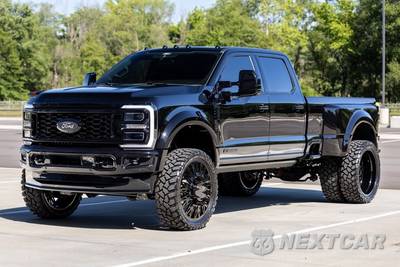 2025 Ford Super Duty F-450 Platinum Crew Cab Long Bed DRW - zdjęcie 27 z 50 - miniatura