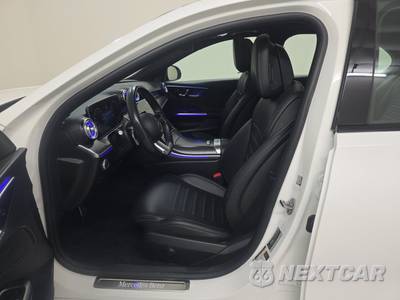 2023 Mercedes-Benz C 300 Sedan - zdjęcie 7 z 28 - miniatura