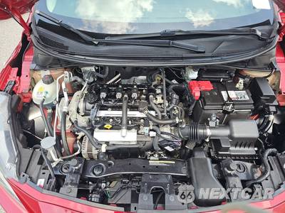 2021 Nissan Versa SR - zdjęcie 16 z 17 - miniatura