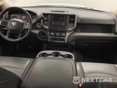 2020 Ram 4500 Cab Chassis Tradesman Crew Cab DRW - zdjęcie 44 z 50 - miniatura