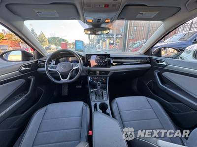 2025 Volkswagen Jetta SE - zdjęcie 20 z 30 - miniatura