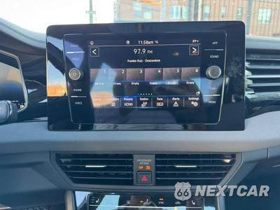 2025 Volkswagen Jetta SE - zdjęcie 25 z 30 - miniatura