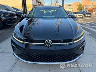 2025 Volkswagen Jetta SE - zdjęcie 3 z 30 - miniatura