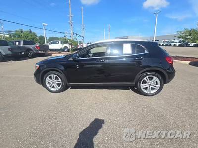 2020 Mercedes-Benz GLA 250 4MATIC - zdjęcie 3 z 16 - miniatura
