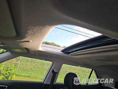 2025 Hyundai Venue SEL - zdjęcie 14 z 17 - miniatura