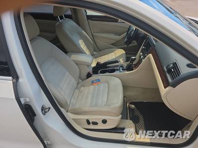 2013 Volkswagen Passat TDI SEL Premium - zdjęcie 8 z 18 - miniatura