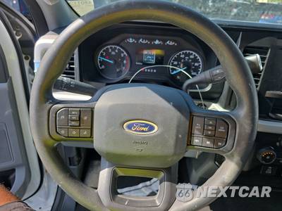 2025 Ford Super Duty F-250 XLT Crew Cab Medium Bed - zdjęcie 10 z 32 - miniatura