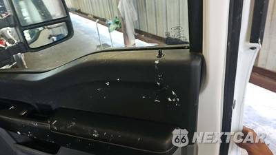2025 Ford Super Duty F-250 XLT Crew Cab Medium Bed - zdjęcie 20 z 32 - miniatura