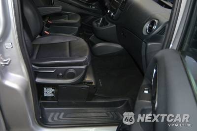 2017 Mercedes-Benz Metris Passenger Van 126.0" WB - zdjęcie 13 z 32 - miniatura