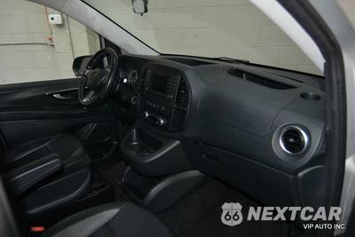 2017 Mercedes-Benz Metris Passenger Van 126.0" WB - zdjęcie 11 z 32 - miniatura