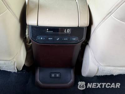 2021 Toyota Highlander XLE - zdjęcie 23 z 33 - miniatura