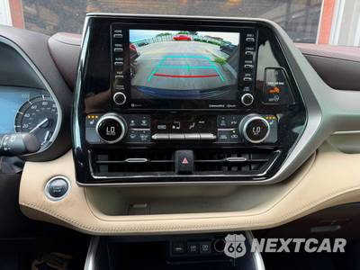 2021 Toyota Highlander XLE - zdjęcie 15 z 33 - miniatura