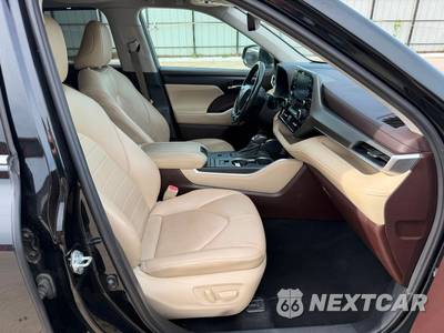 2021 Toyota Highlander XLE - zdjęcie 21 z 33 - miniatura