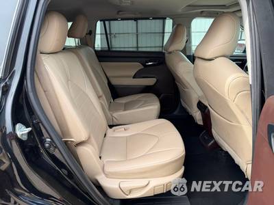 2021 Toyota Highlander XLE - zdjęcie 22 z 33 - miniatura