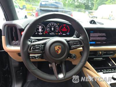 2026 Porsche Cayenne GTS - zdjęcie 10 z 18 - miniatura