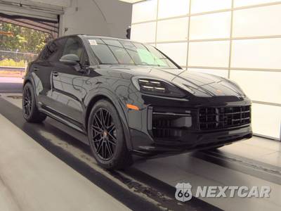 2026 Porsche Cayenne GTS - zdjęcie 3 z 18 - miniatura