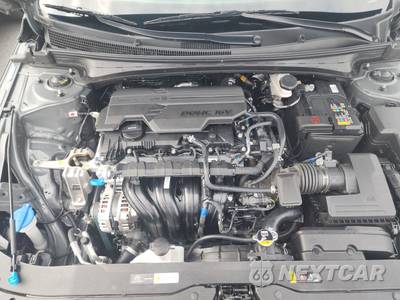2025 Hyundai Elantra SEL Sport - zdjęcie 15 z 18 - miniatura