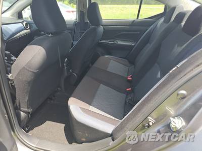2024 Nissan Versa SV - zdjęcie 13 z 17 - miniatura