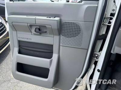 2013 Ford Super Duty E-350 Commercial Cargo Van 138.0" WB - zdjęcie 17 z 29 - miniatura