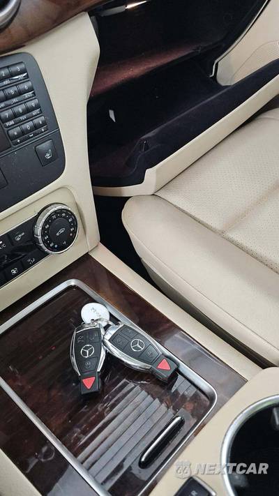 2014 Mercedes-Benz GLK 350 - zdjęcie 19 z 27 - miniatura