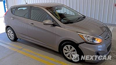 2017 Hyundai Accent SE Hatchback - zdjęcie 3 z 23 - miniatura