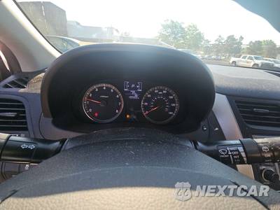 2017 Hyundai Accent SE Hatchback - zdjęcie 12 z 23 - miniatura