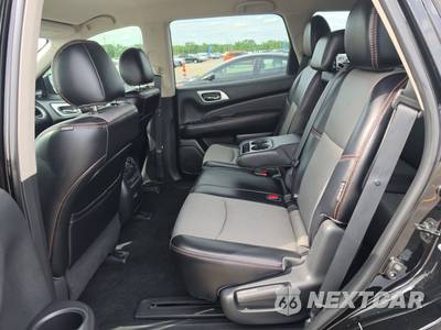 2019 Nissan Pathfinder SV - zdjęcie 13 z 39 - miniatura