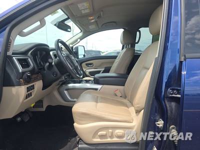 2017 Nissan TITAN XD SL Crew Cab Medium Bed - zdjęcie 7 z 33 - miniatura