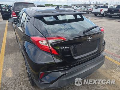 2018 Toyota C-HR XLE - zdjęcie 6 z 37 - miniatura