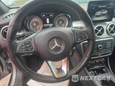 2017 Mercedes-Benz GLA 250 4MATIC - zdjęcie 10 z 28 - miniatura
