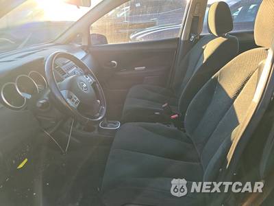 2012 Nissan Versa 1.8 S Hatchback - zdjęcie 7 z 29 - miniatura